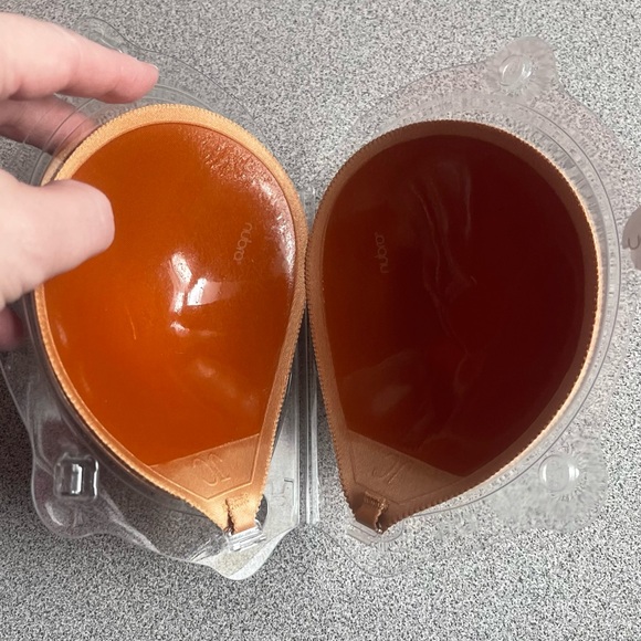 NuBra Tan Seamless Strapless Backless Bra Size C - Picture 7 of 11